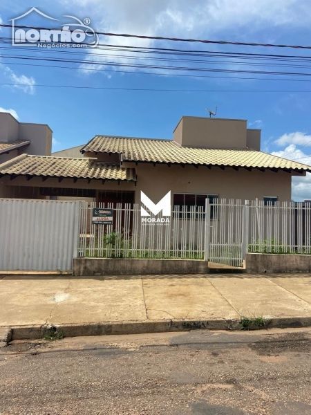 Casa, 3 quartos - Foto 1