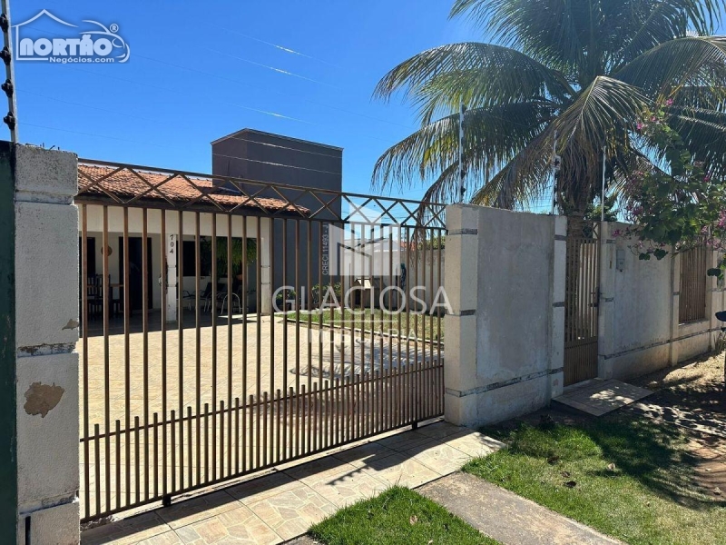 CASA A VENDA NO JARDIM DAS NAÇÕES EM SINOP/MT
