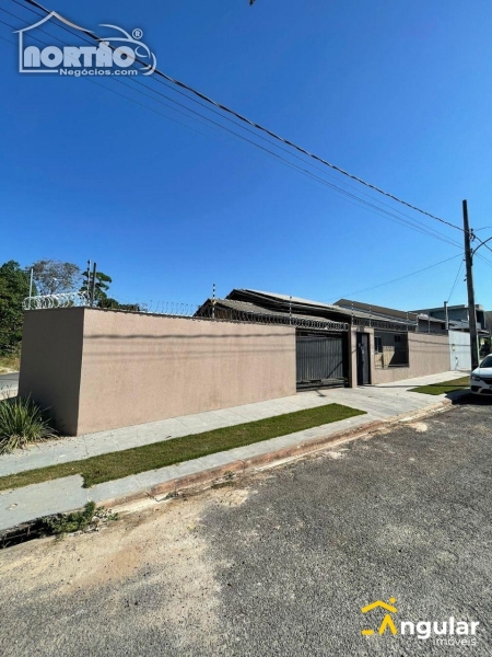 Casa, 3 quartos, 107 m² - Foto 2