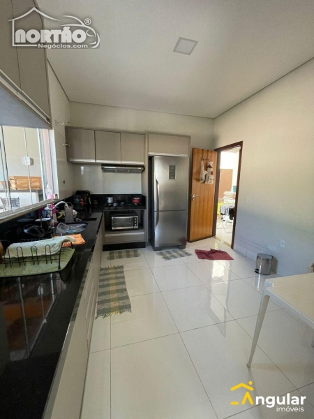 Casa, 3 quartos, 107 m² - Foto 6