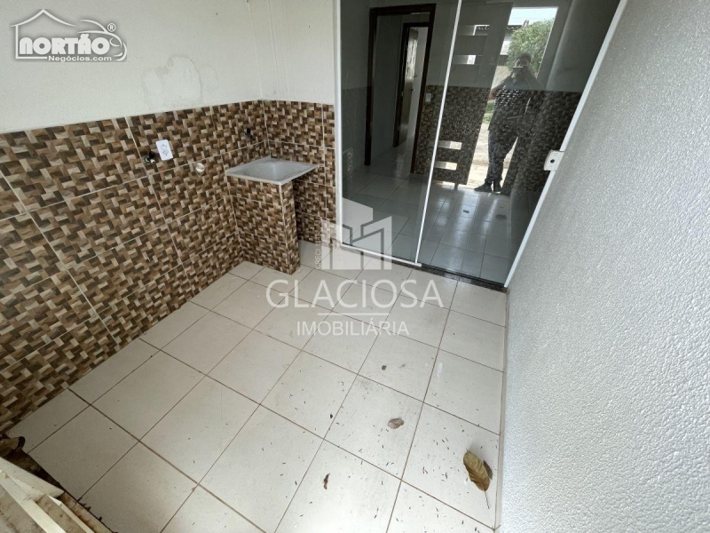 Casa, 1 quarto, 42 m² - Foto 2