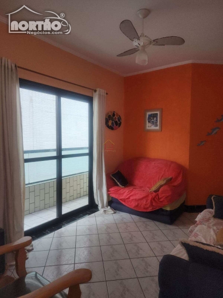 APARTAMENTO A VENDA NO GUILHERMINA EM PRAIA GRANDE/SP