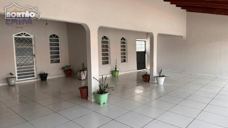 Casa, 3 quartos, 171 m² - Foto 3