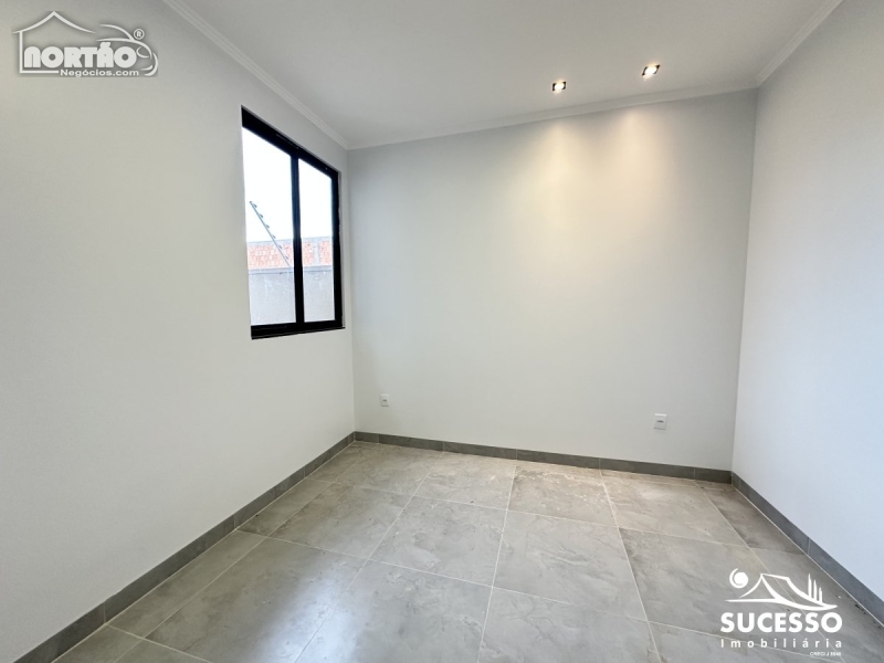 Casa, 3 quartos, 99 m² - Foto 6