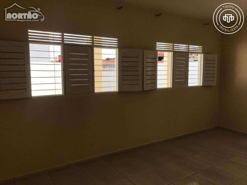 Casa, 6 quartos, 360 m² - Foto 9