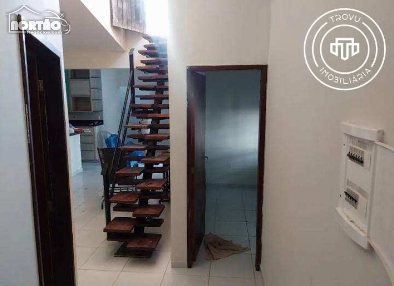 Casa, 4 quartos, 207 m² - Foto 3