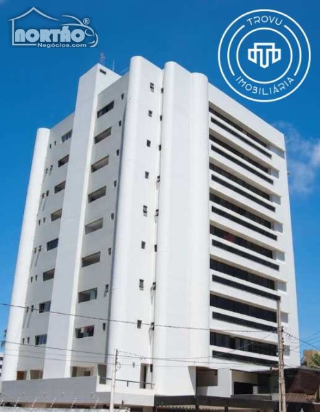 Casa, 7 quartos, 205 m² - Foto 1