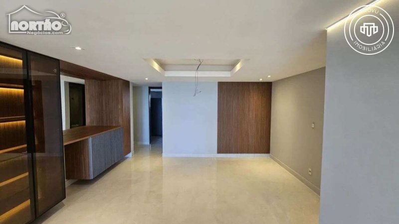 Casa, 7 quartos, 205 m² - Foto 3