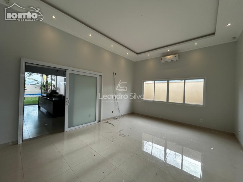 Casa, 3 quartos, 329 m² - Foto 10