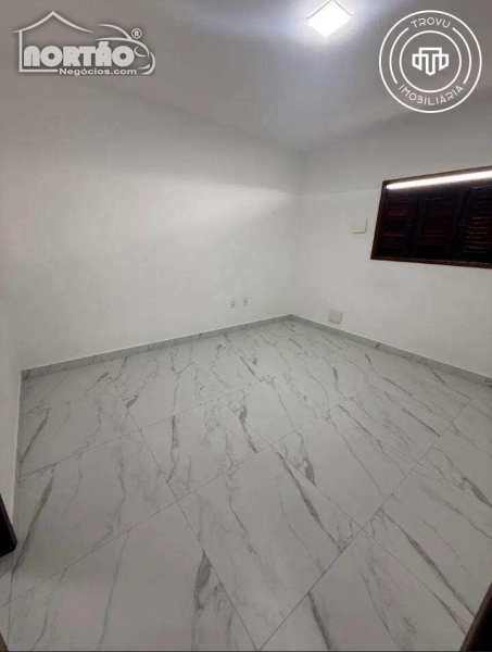 Casa, 3 quartos, 270 m² - Foto 8