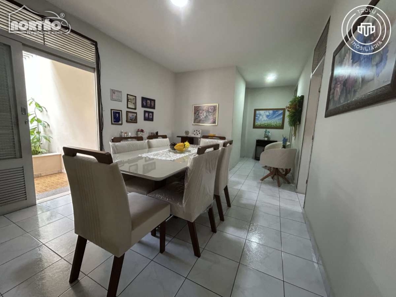 Casa, 6 quartos, 227 m² - Foto 10