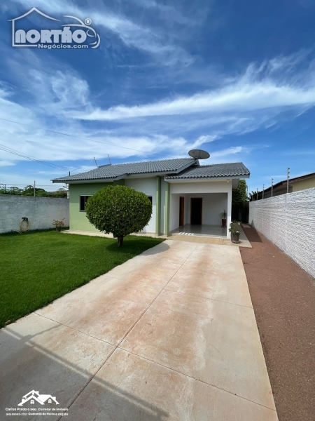 CASA A VENDA NO JARDIM VITORIA EM GUARANTÃ DO NORTE/MT