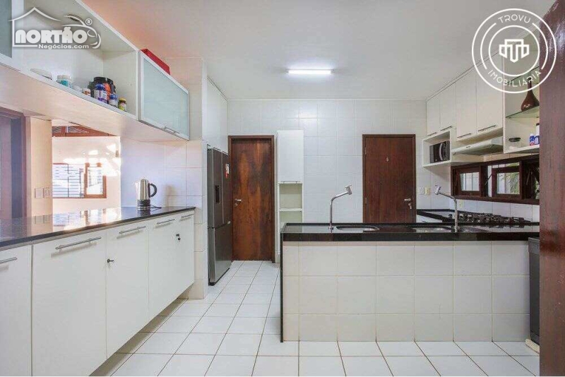Casa, 6 quartos, 392 m² - Foto 10