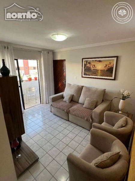 Casa, 5 quartos, 75 m² - Foto 2
