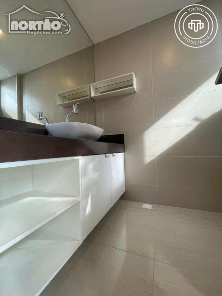 Casa, 7 quartos, 220 m² - Foto 4