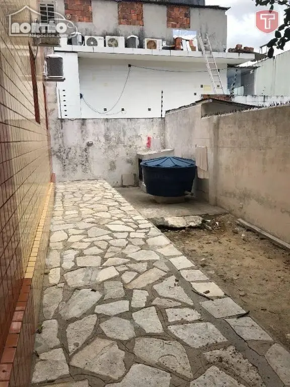 Casa, 5 quartos, 105 m² - Foto 2