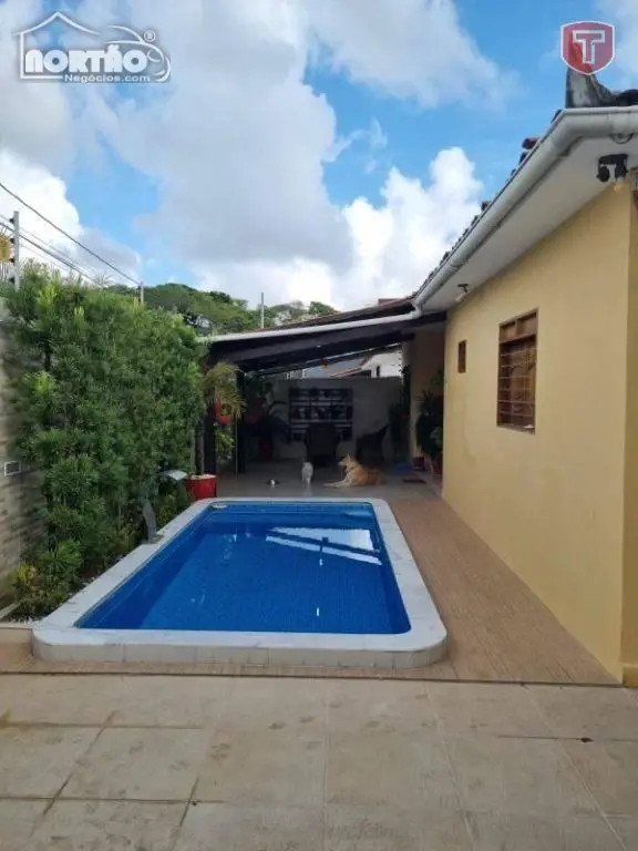 Casa, 4 quartos, 233 m² - Foto 3