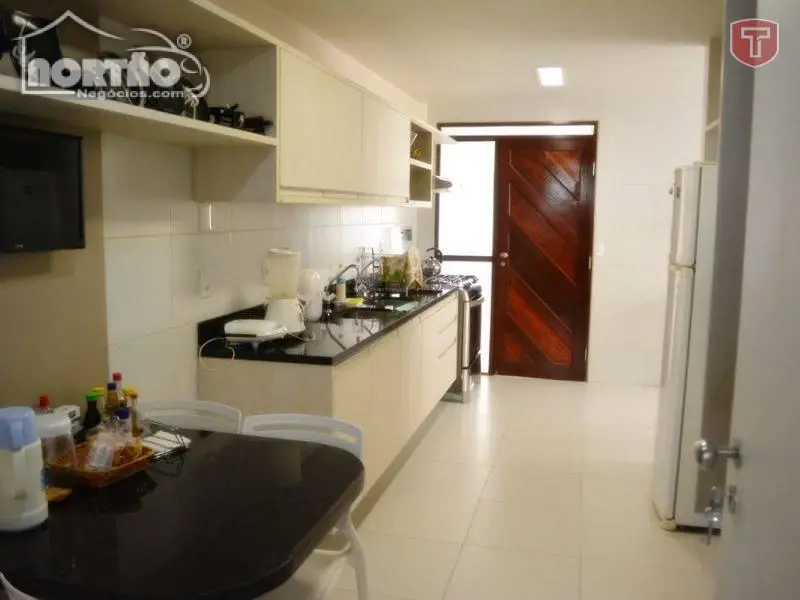 Casa, 6 quartos, 164 m² - Foto 9