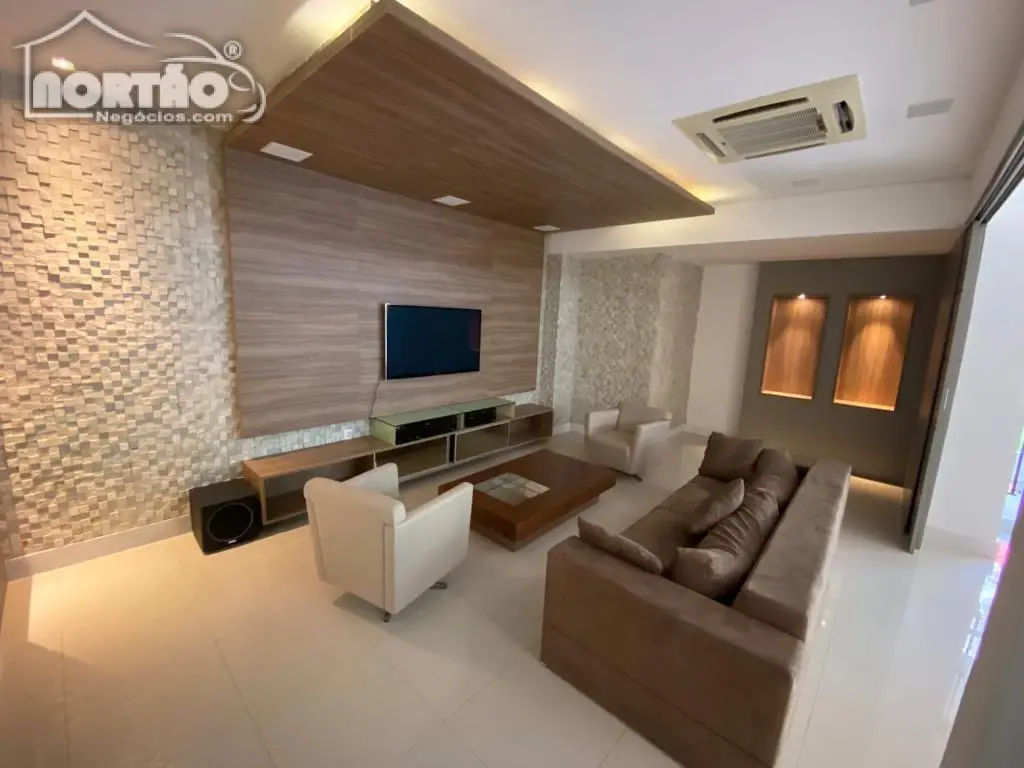 Casa, 4 quartos, 332 m² - Foto 2