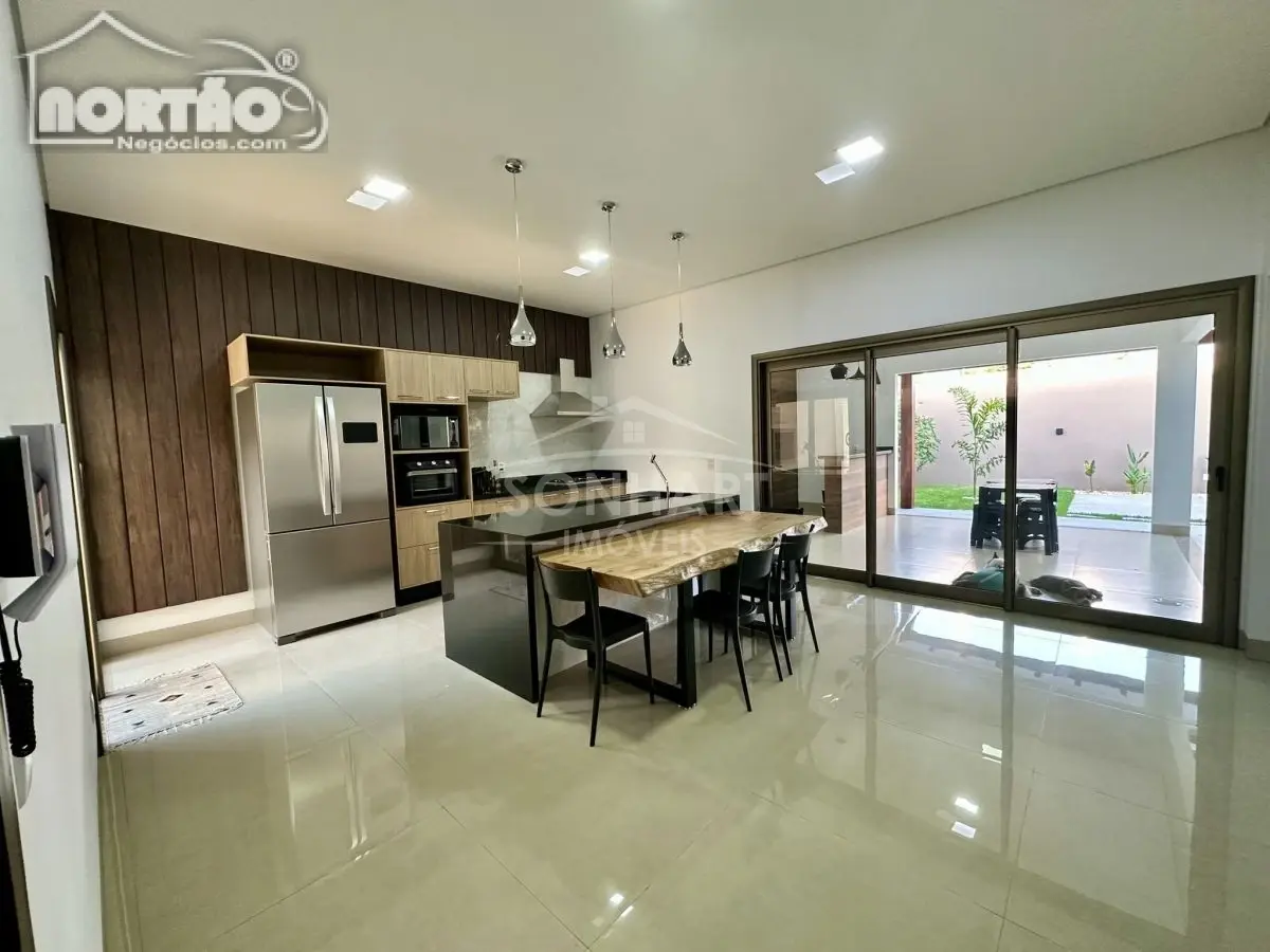 Casa, 3 quartos, 184 m² - Foto 10