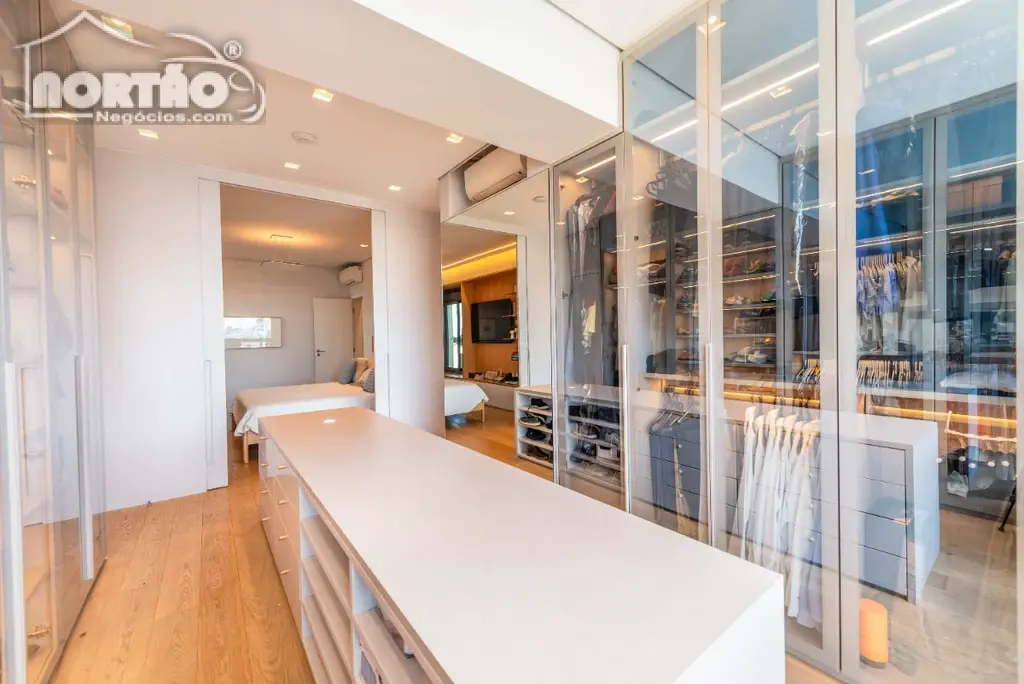 Casa, 5 quartos, 408 m² - Foto 3