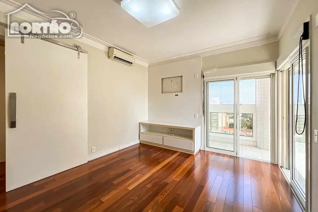 Casa, 5 quartos, 367 m² - Foto 8