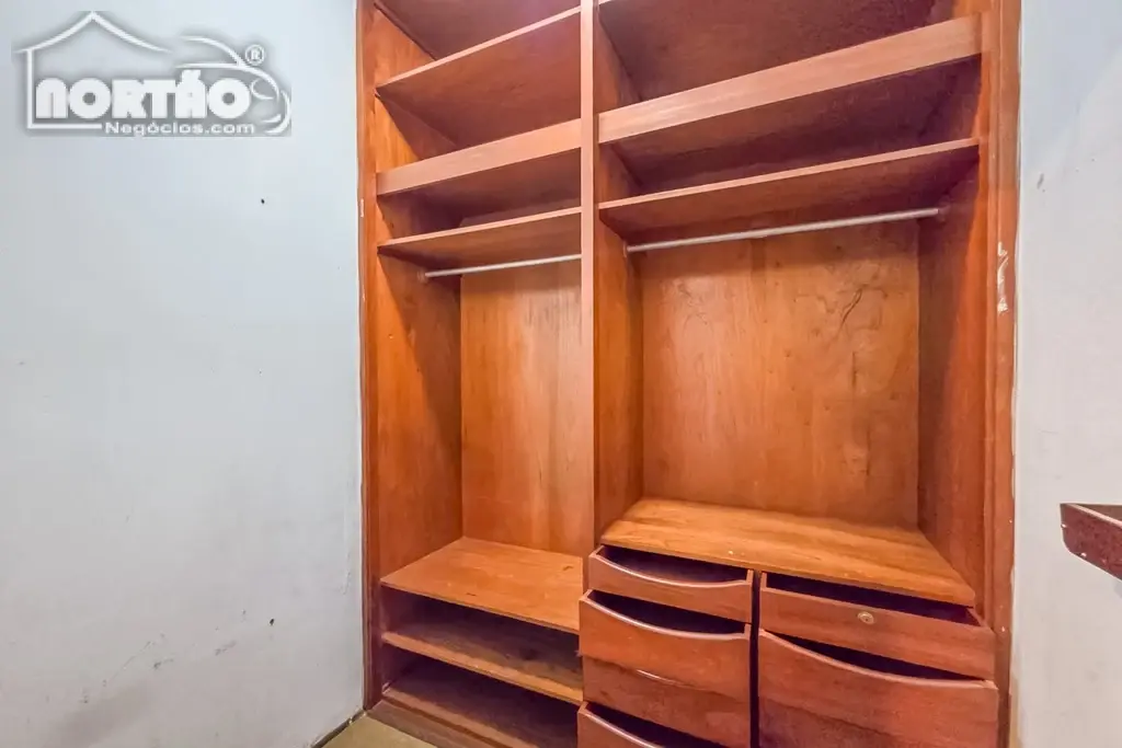 Casa, 3 quartos, 224 m² - Foto 8