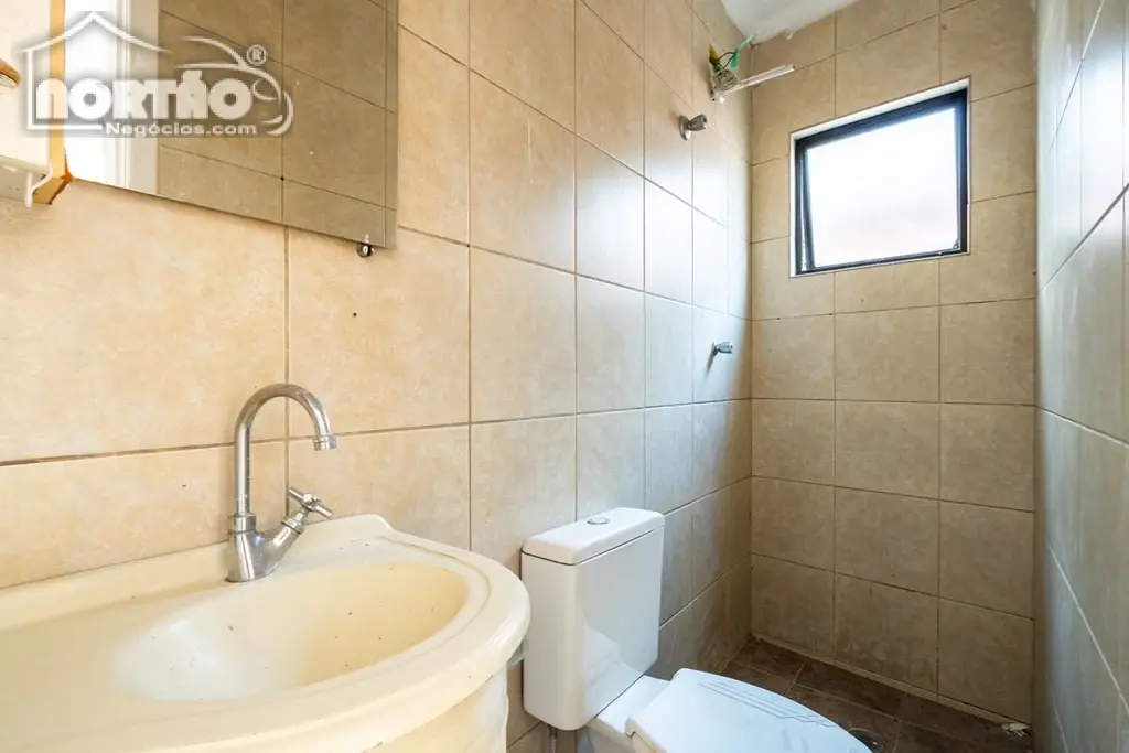Casa, 3 quartos, 212 m² - Foto 2