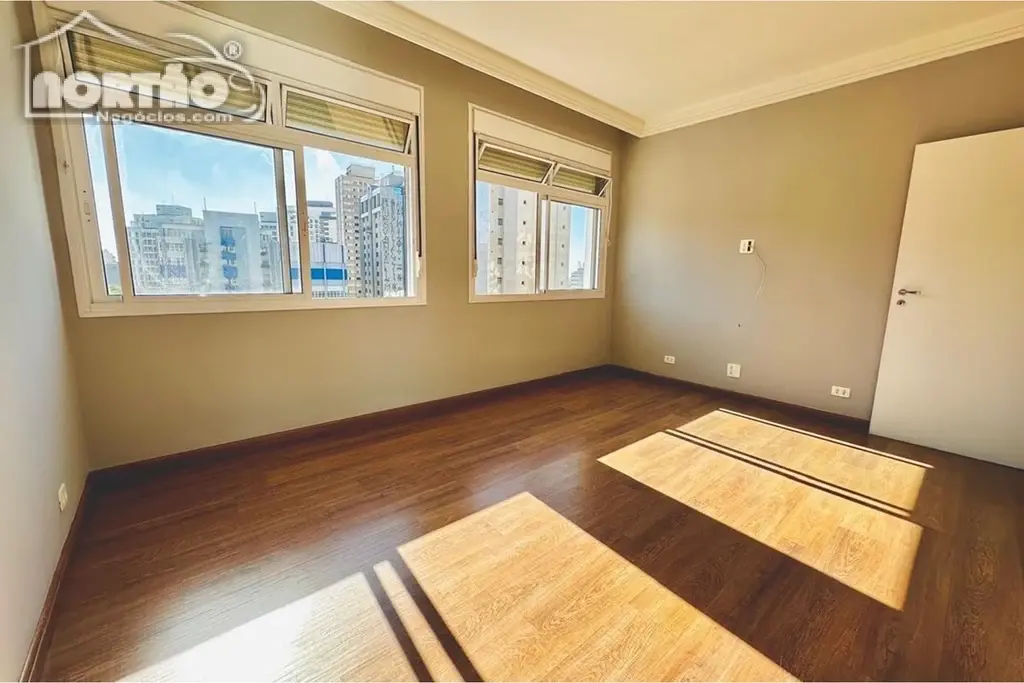Casa, 3 quartos, 176 m² - Foto 4