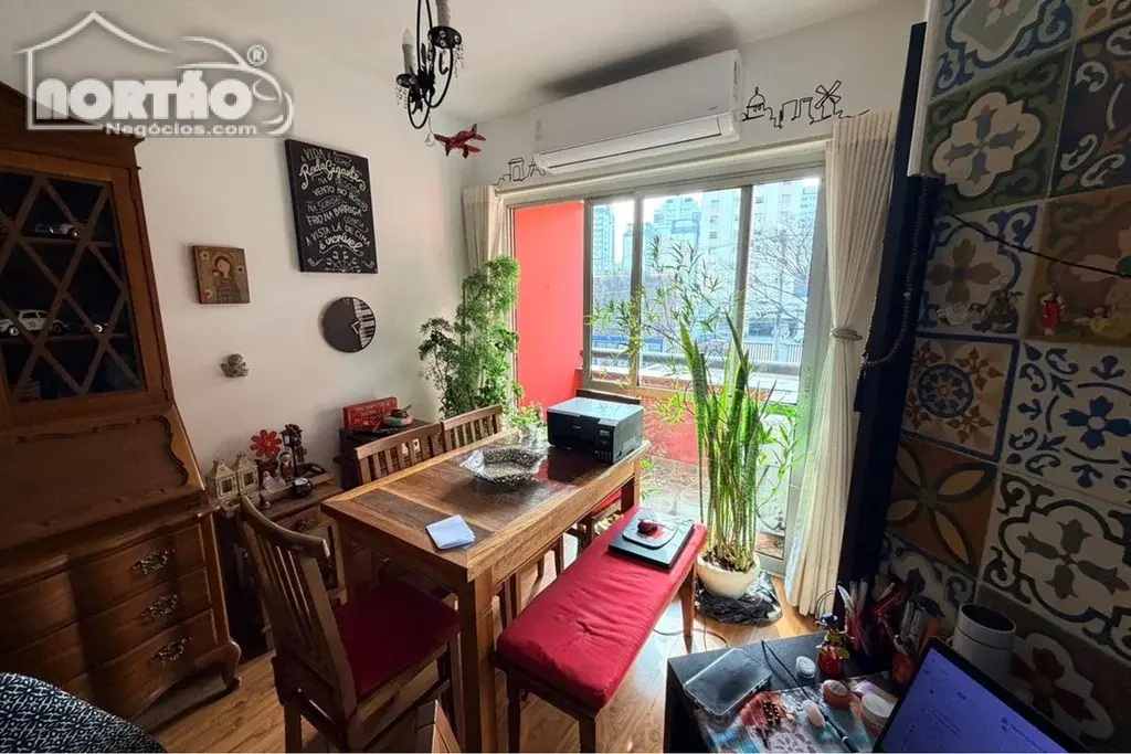 Casa, 2 quartos, 55 m² - Foto 1