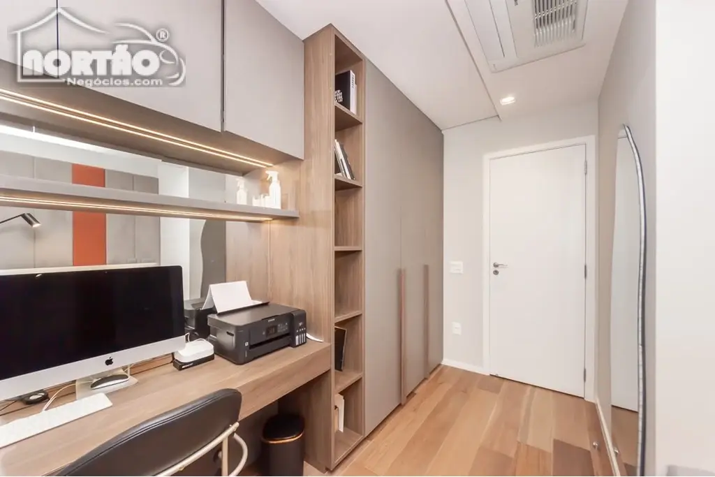 Casa, 4 quartos, 206 m² - Foto 8