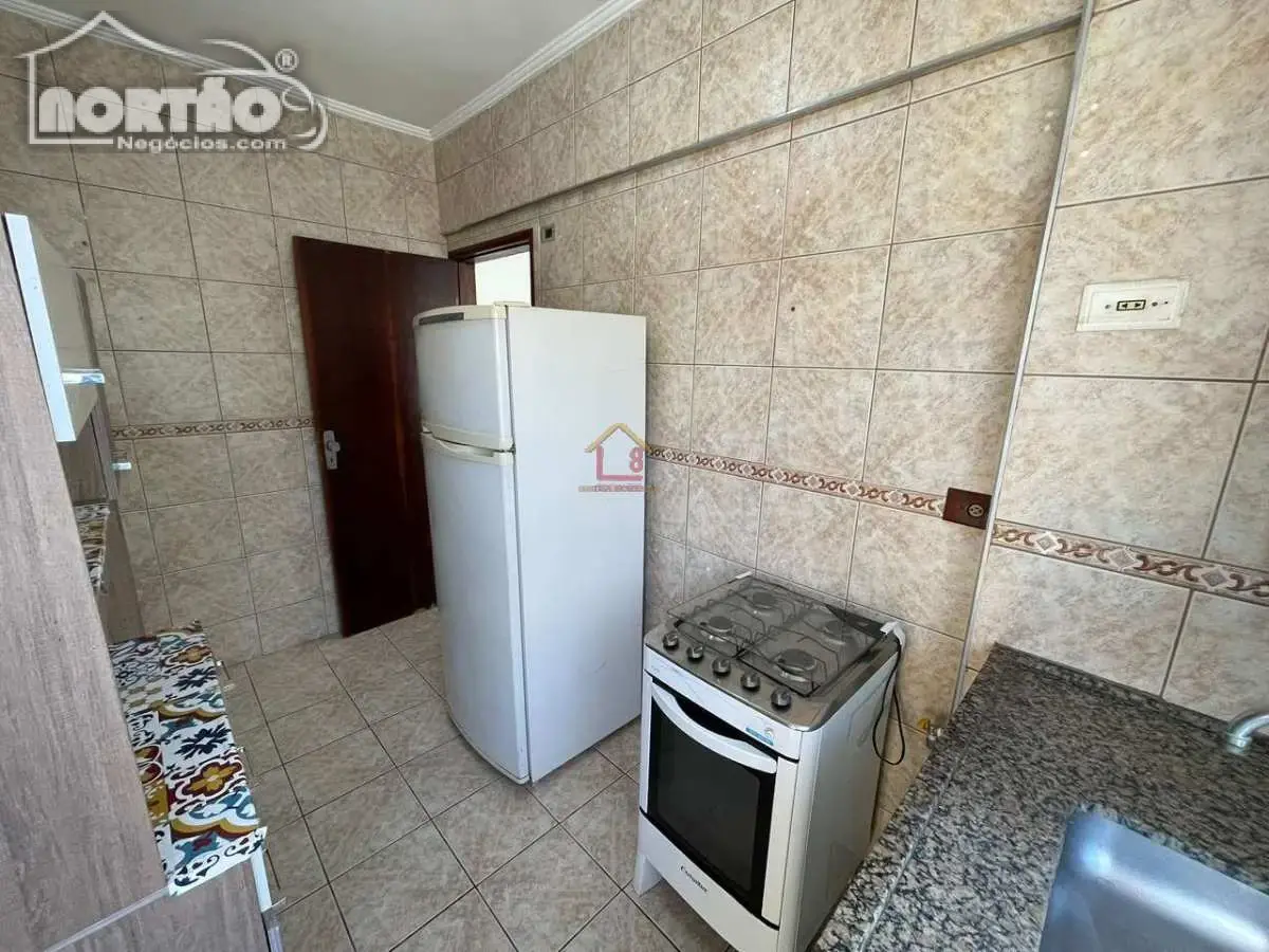 Casa, 2 quartos, 38 m² - Foto 3