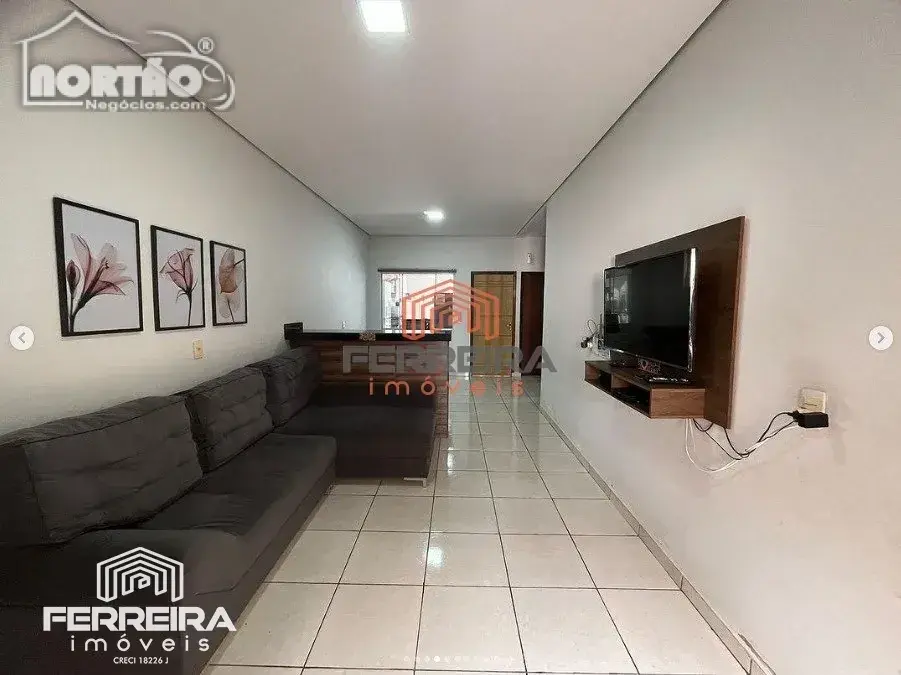 Casa, 3 quartos, 114 m² - Foto 1