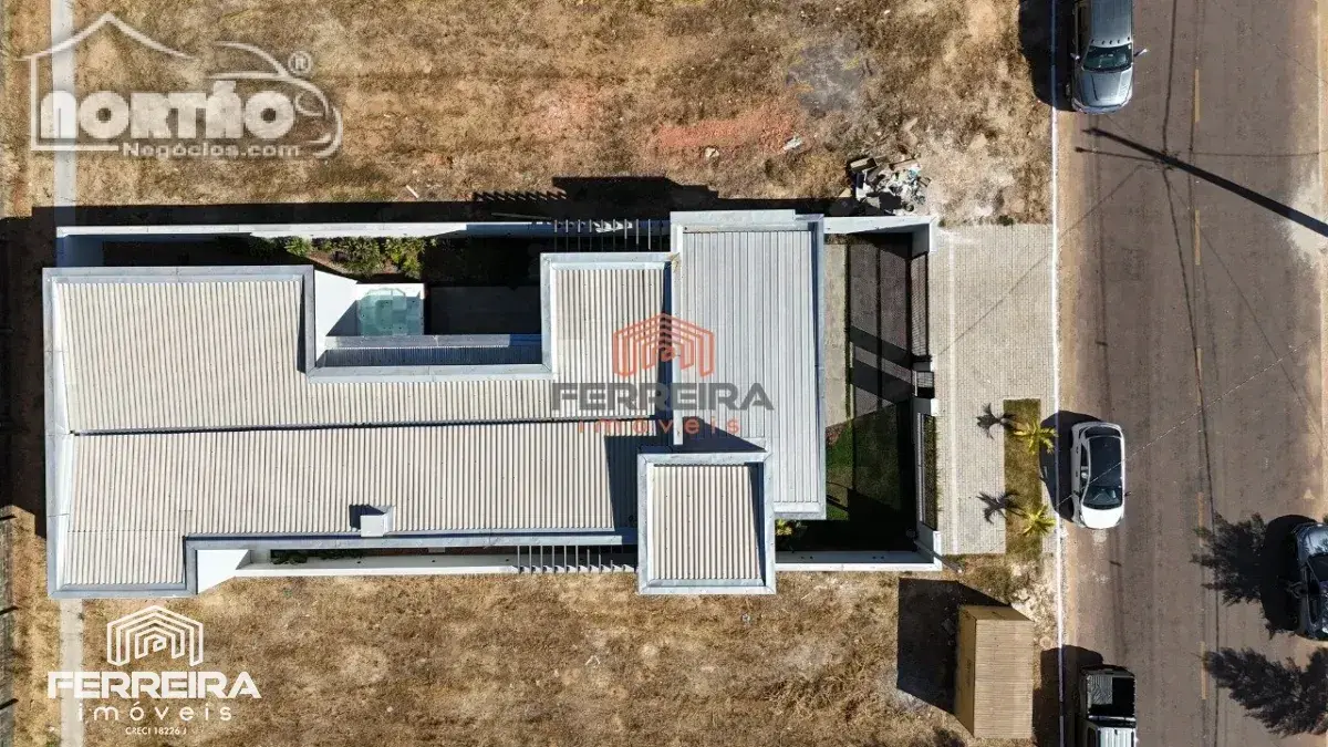 Casa, 3 quartos, 212 m² - Foto 2