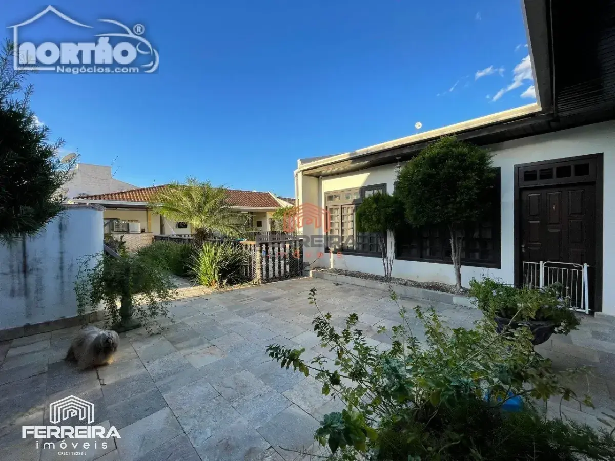 Casa, 4 quartos, 530 m² - Foto 2