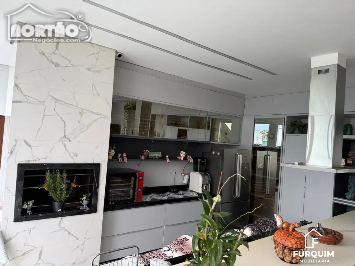 Casa, 3 quartos, 375 m² - Foto 4