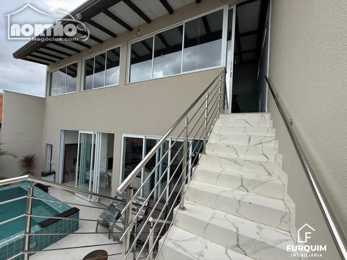 Casa, 3 quartos, 375 m² - Foto 8