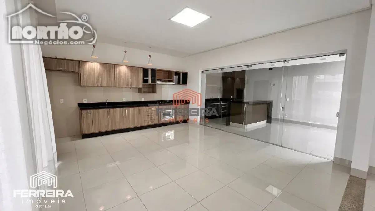 Casa, 3 quartos, 170 m² - Foto 4