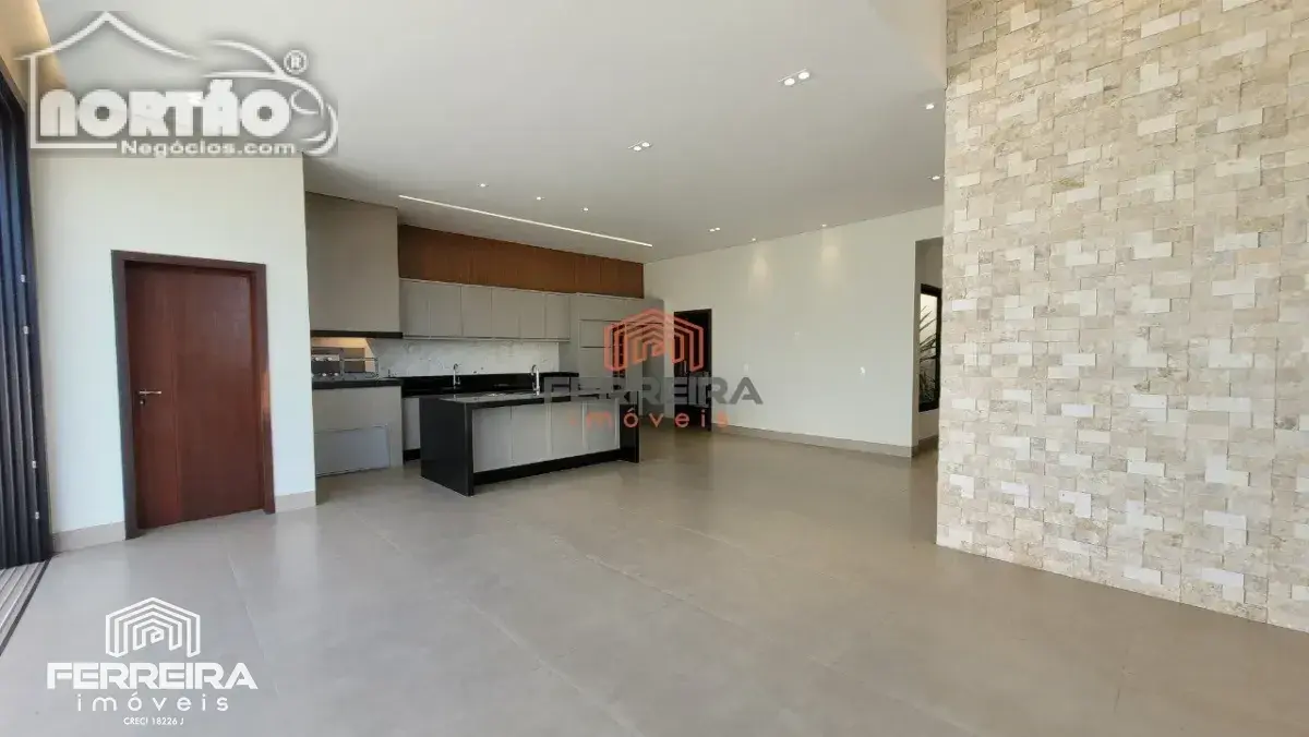 Casa, 3 quartos, 215 m² - Foto 4