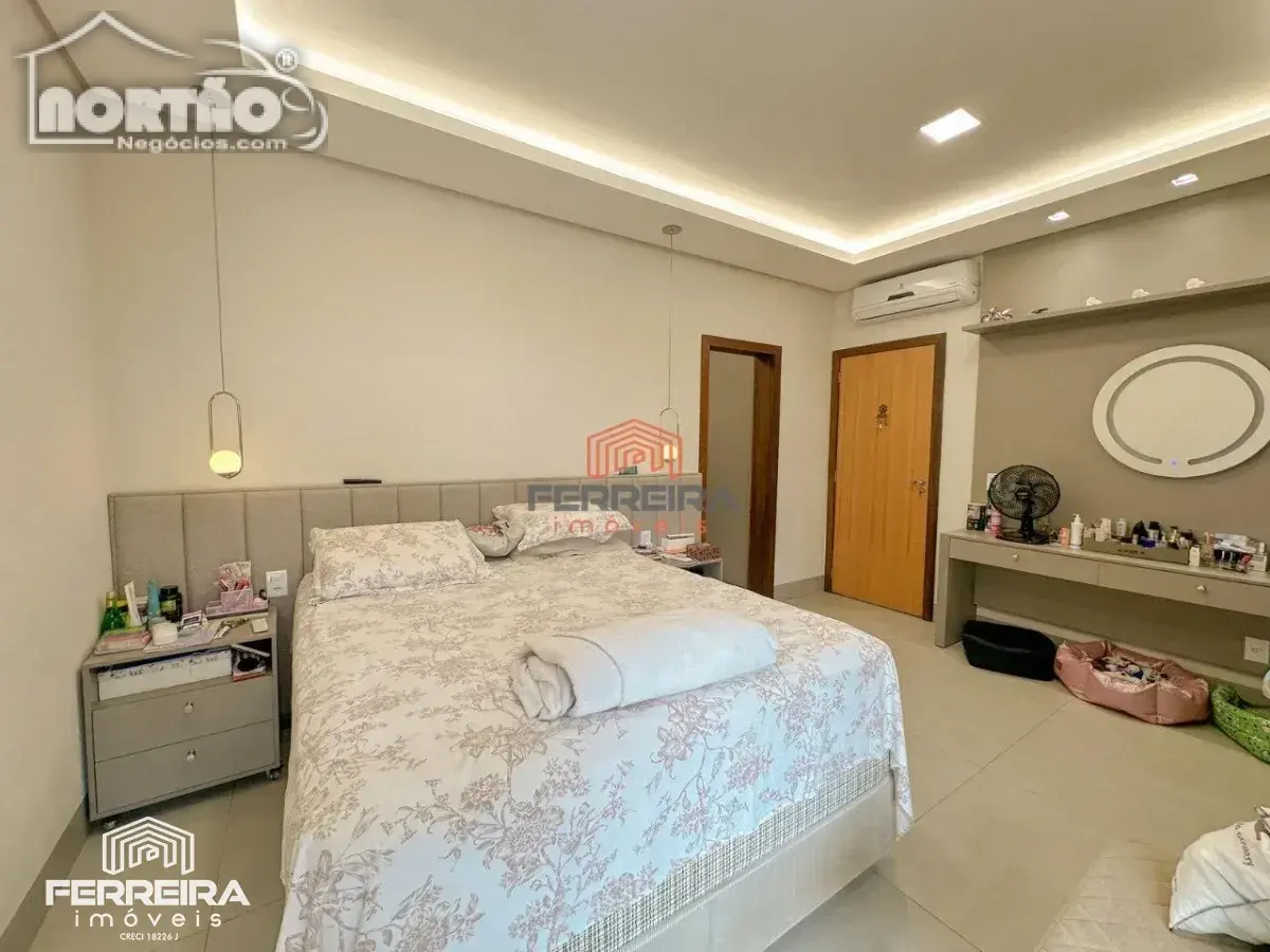Casa, 3 quartos, 214 m² - Foto 10