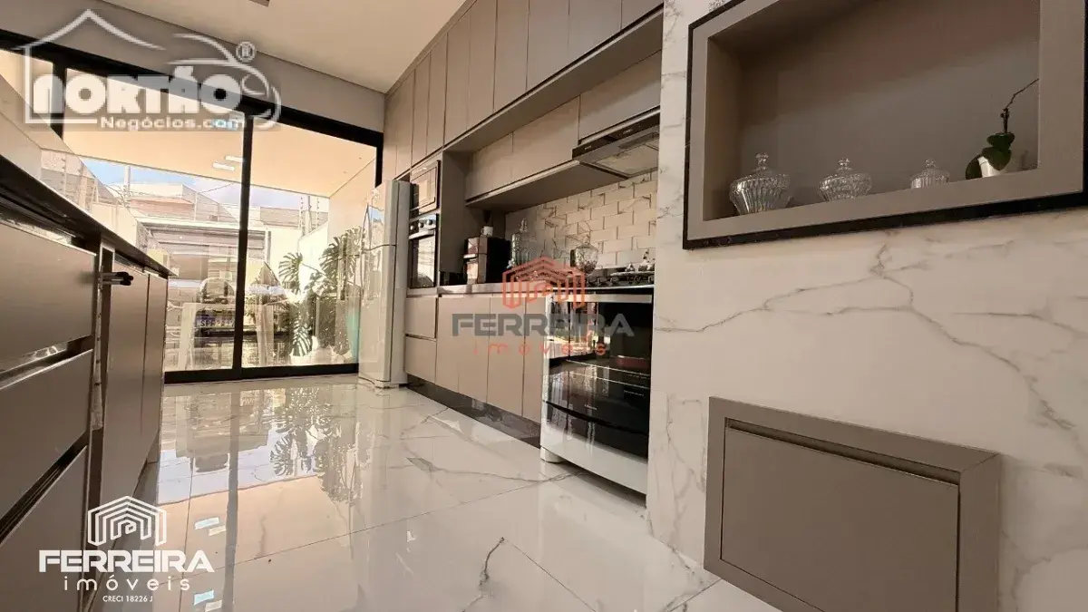 Casa, 3 quartos, 206 m² - Foto 5