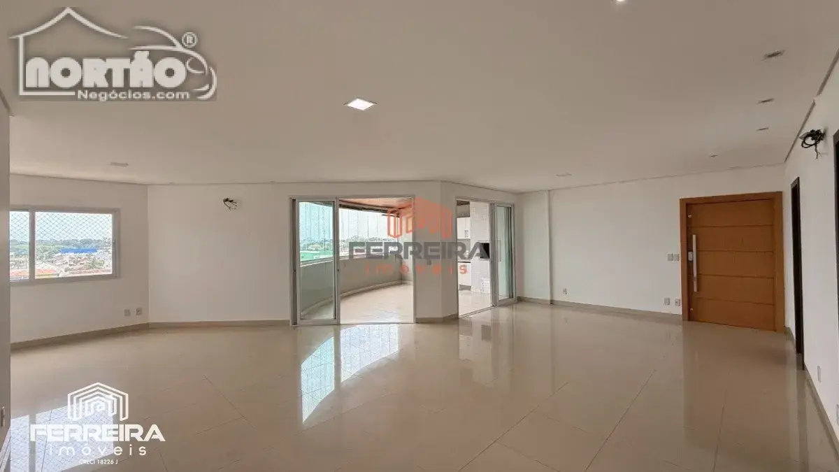 Casa, 3 quartos, 233 m² - Foto 2