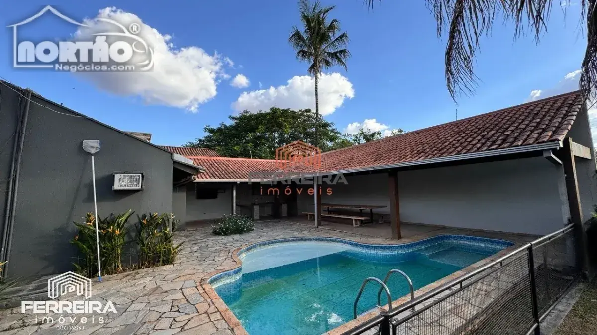 Casa, 3 quartos, 228 m² - Foto 8