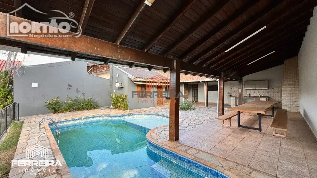 Casa, 3 quartos, 228 m² - Foto 9