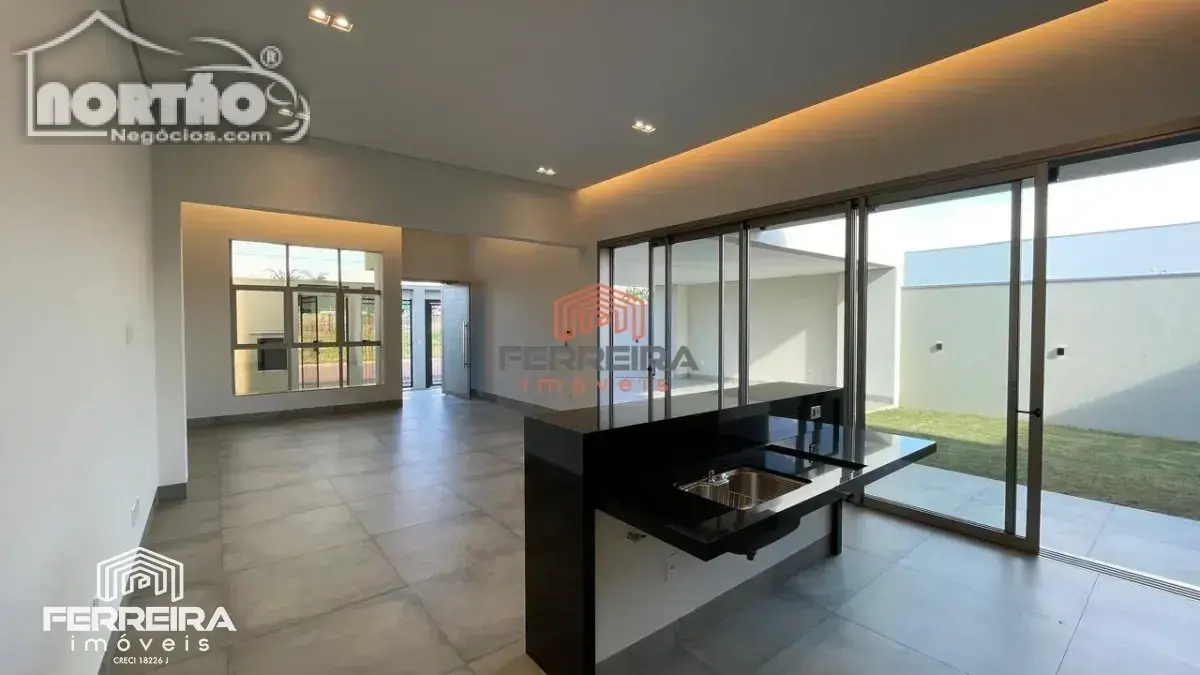 Casa, 3 quartos, 210 m² - Foto 1