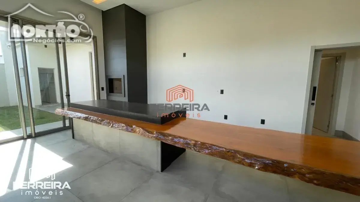 Casa, 3 quartos, 210 m² - Foto 3