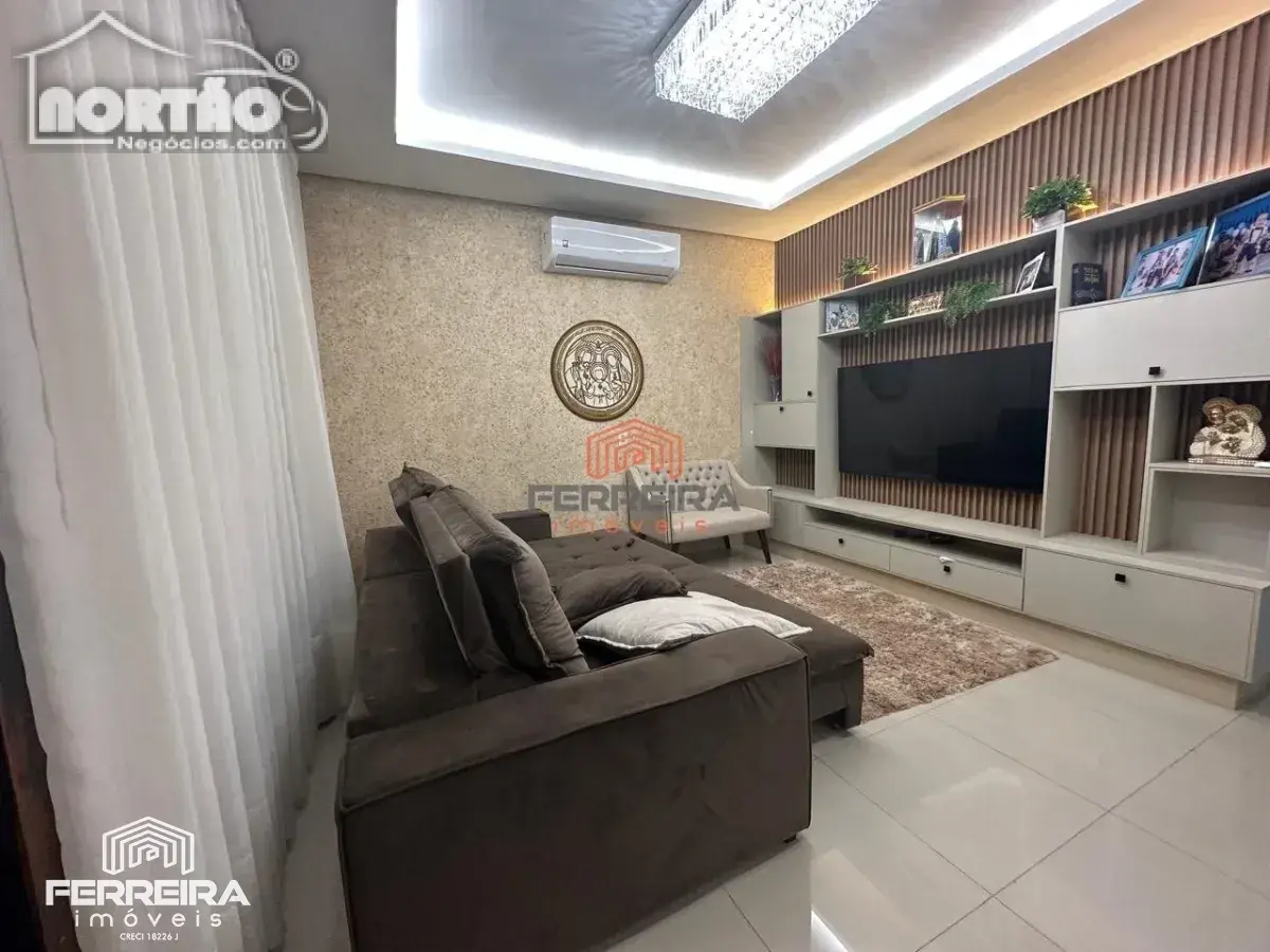 Casa, 3 quartos, 229 m² - Foto 7