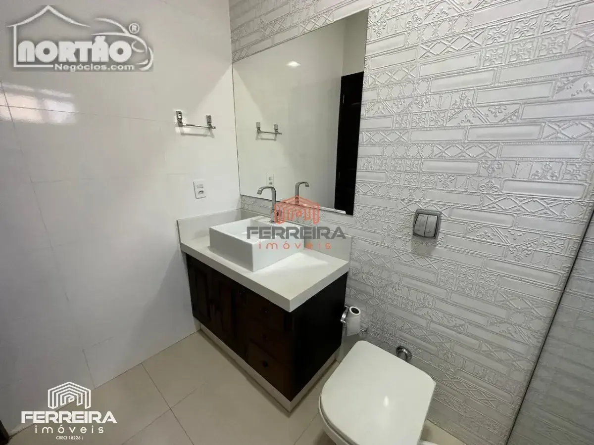 Casa, 3 quartos, 229 m² - Foto 9
