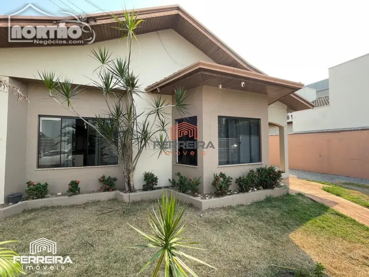 Casa, 3 quartos, 257 m² - Foto 2
