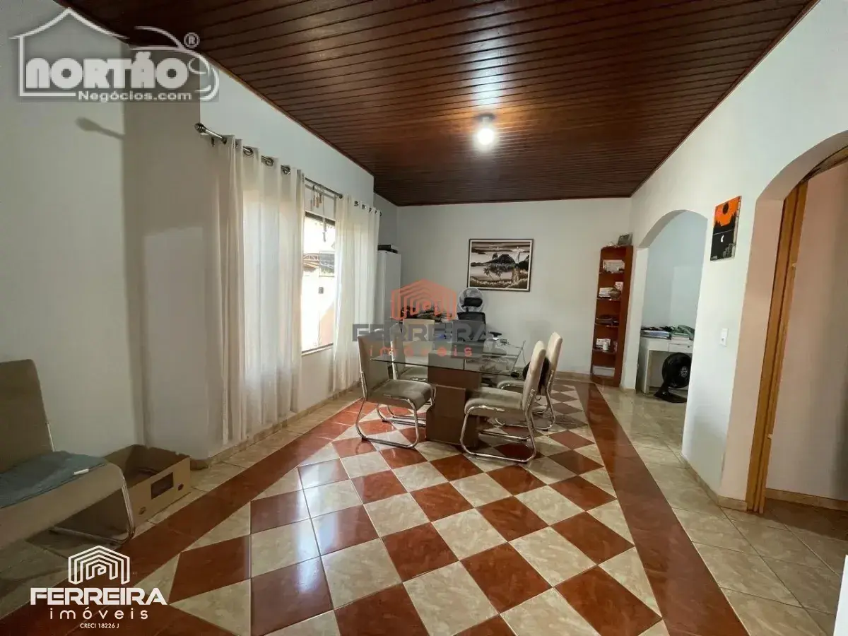 Casa, 3 quartos, 257 m² - Foto 5